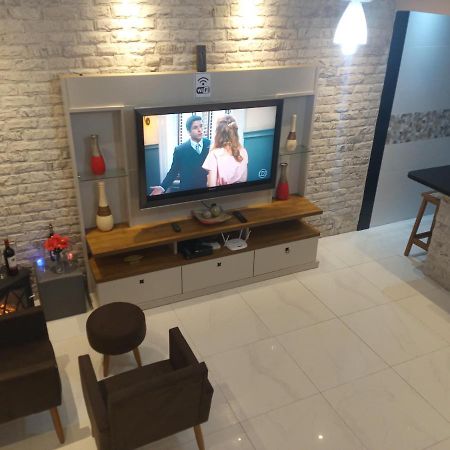 Casa Moderna E Aconchegante A Beira Mar, Com Opcao De Piscina Aquecida Cobrado A Parte, Area Gourmet Com Churrasqueira Em Deck Coberto Frente A Piscina, Aconchegante Sala De Estar Com Lareira, Garagem Para 4 Carros, Casa Pe Na Areia A 50 Metros Da Pr Praia Grande  Exterior foto