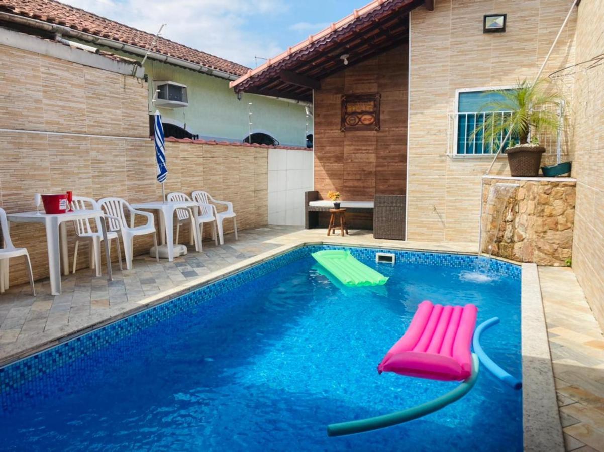 Casa Moderna E Aconchegante A Beira Mar, Com Opcao De Piscina Aquecida Cobrado A Parte, Area Gourmet Com Churrasqueira Em Deck Coberto Frente A Piscina, Aconchegante Sala De Estar Com Lareira, Garagem Para 4 Carros, Casa Pe Na Areia A 50 Metros Da Pr Praia Grande  Exterior foto