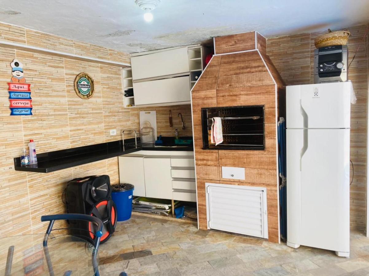 Casa Moderna E Aconchegante A Beira Mar, Com Opcao De Piscina Aquecida Cobrado A Parte, Area Gourmet Com Churrasqueira Em Deck Coberto Frente A Piscina, Aconchegante Sala De Estar Com Lareira, Garagem Para 4 Carros, Casa Pe Na Areia A 50 Metros Da Pr Praia Grande  Exterior foto