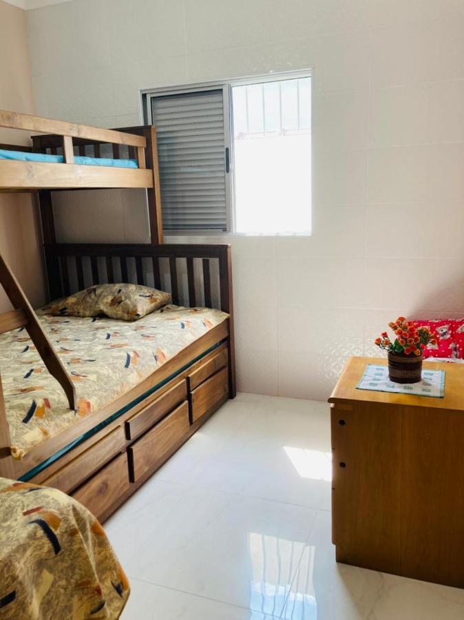 Casa Moderna E Aconchegante A Beira Mar, Com Opcao De Piscina Aquecida Cobrado A Parte, Area Gourmet Com Churrasqueira Em Deck Coberto Frente A Piscina, Aconchegante Sala De Estar Com Lareira, Garagem Para 4 Carros, Casa Pe Na Areia A 50 Metros Da Pr Praia Grande  Exterior foto